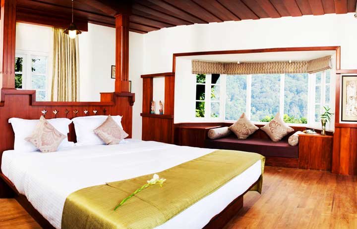 3 Nights Kerala Luxury Honeymoon